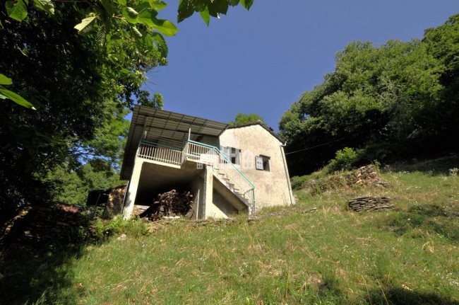 Casa semindipendente in vendita a Frassinetto