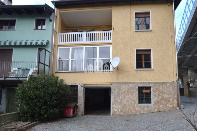 Casa semindipendente in vendita a Quincinetto