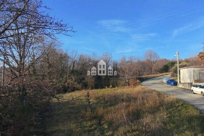 Terreno edificabile in vendita a Cuceglio