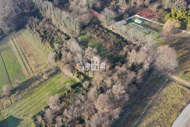 Terreno edificabile in vendita a Cuceglio