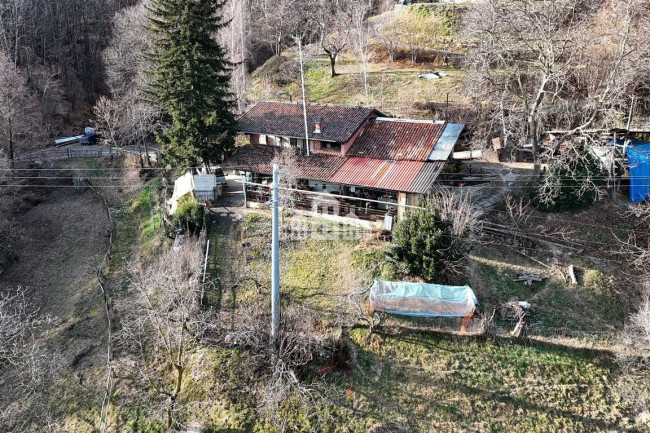 Casa indipendente in vendita a Issiglio