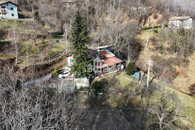 Casa indipendente in vendita a Issiglio