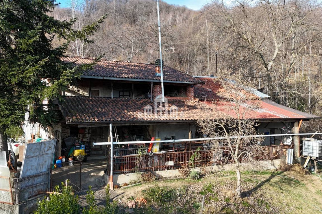 Casa indipendente in vendita a Issiglio