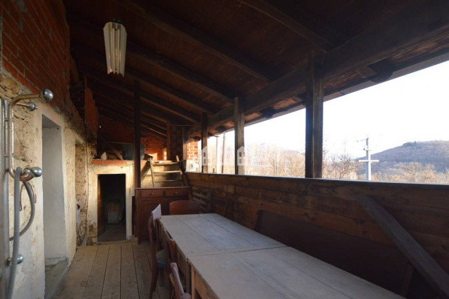 Casa indipendente in vendita a Issiglio