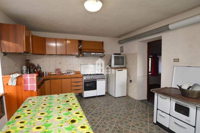 Casa indipendente in vendita a Issiglio