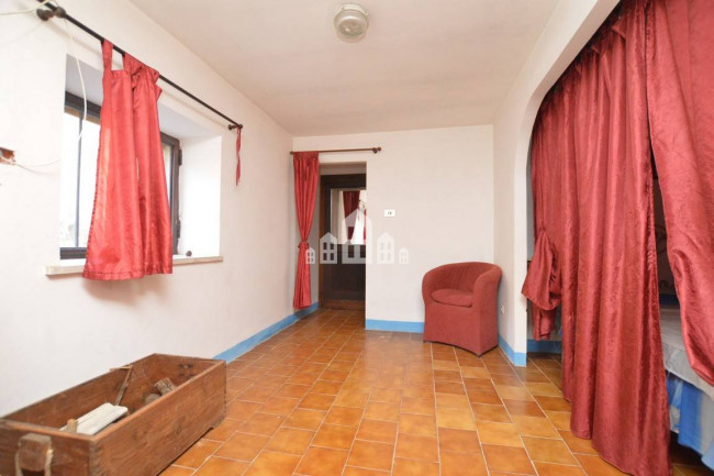 Casa indipendente in vendita a Issiglio