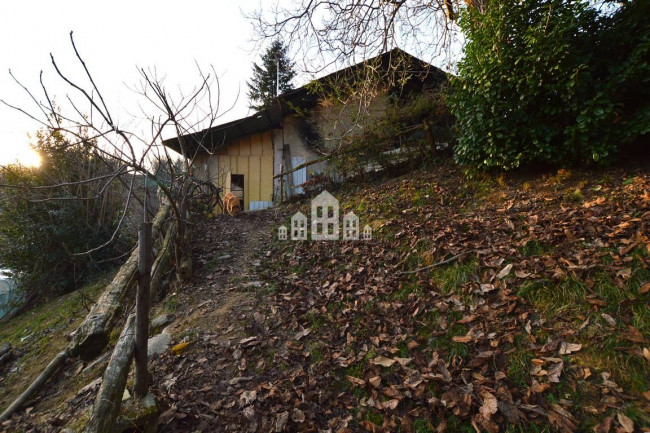 Casa indipendente in vendita a Issiglio