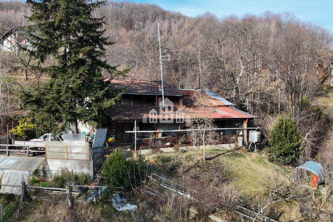 Casa indipendente in vendita a Issiglio