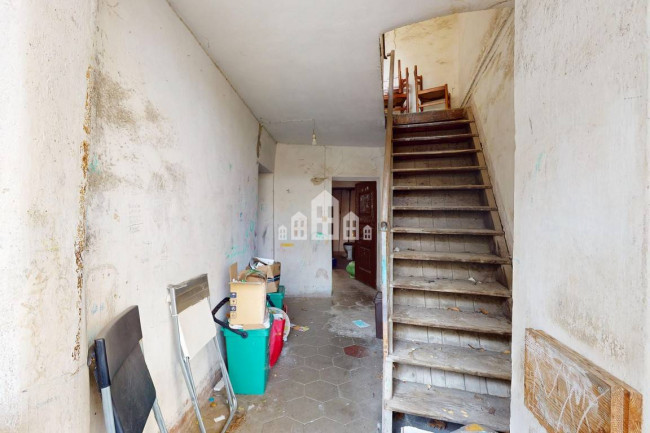 Casa semindipendente in vendita a Rueglio