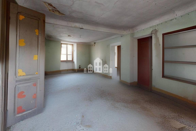 Casa semindipendente in vendita a Rueglio