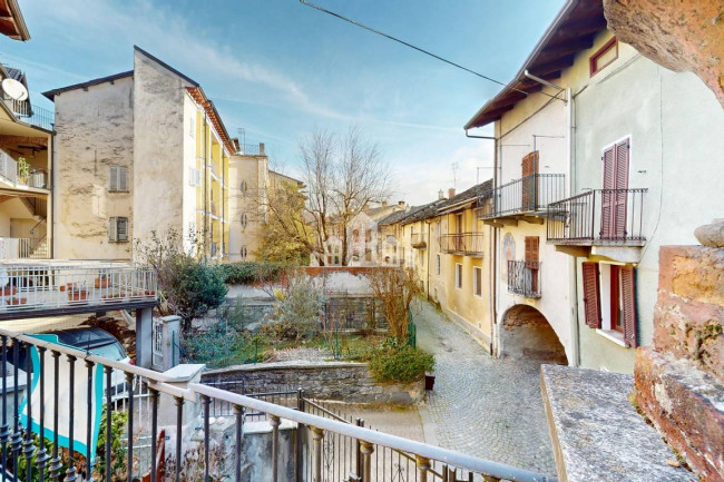 Casa semindipendente in vendita a Rueglio