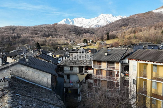 Casa semindipendente in vendita a Rueglio