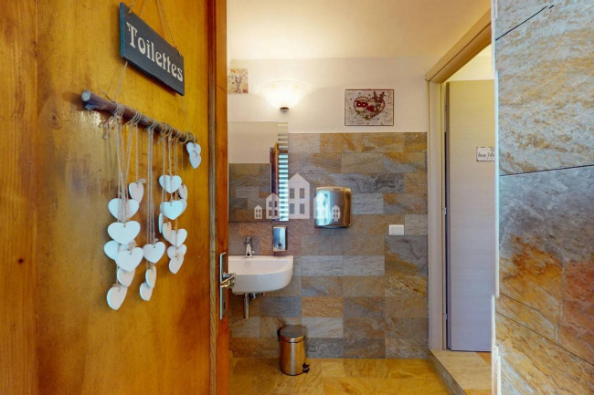 Casa indipendente in vendita a Andrate