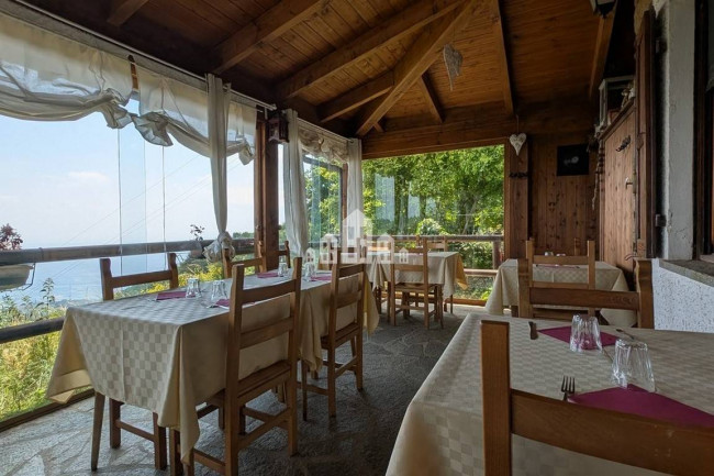 Casa indipendente in vendita a Andrate