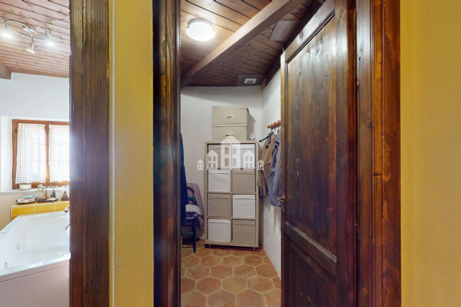 Casa semindipendente in vendita a Cuorgnè