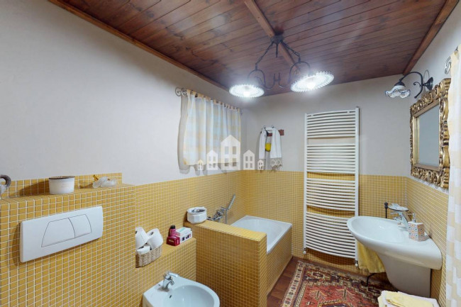 Casa semindipendente in vendita a Cuorgnè