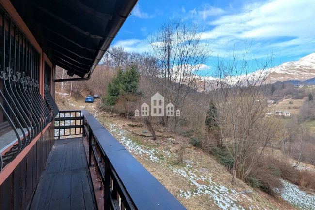 Casa indipendente in vendita a Valchiusa