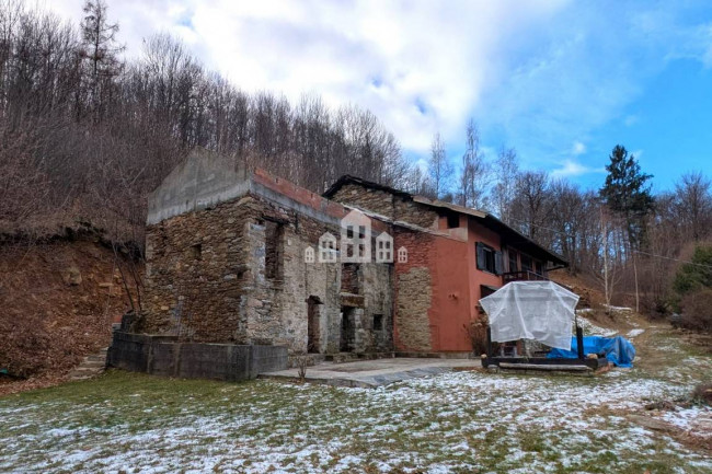 Casa indipendente in vendita a Valchiusa