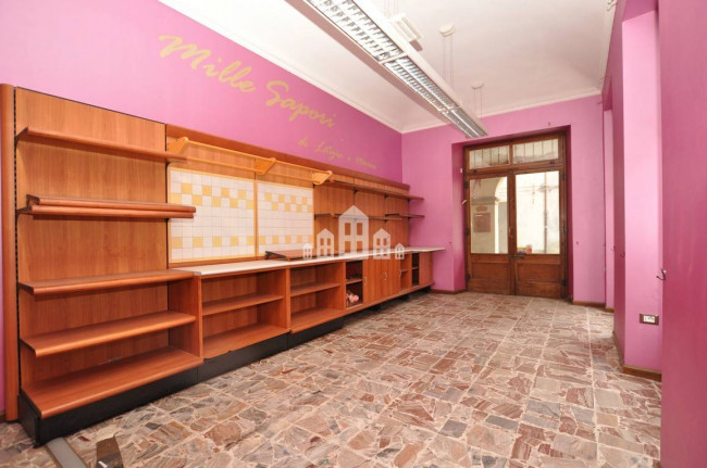 Locale commerciale in vendita a Cuorgnè