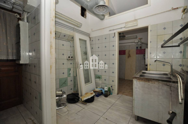 Locale commerciale in vendita a Cuorgnè