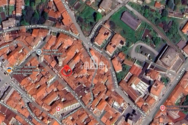 Locale commerciale in vendita a Cuorgnè