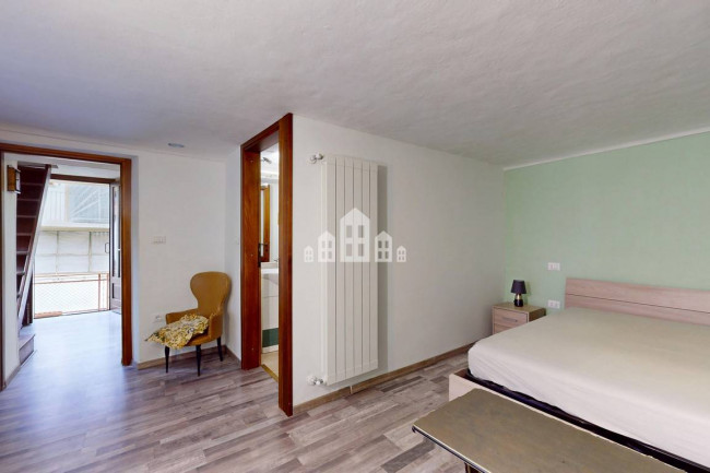 Casa semindipendente in vendita a Issiglio