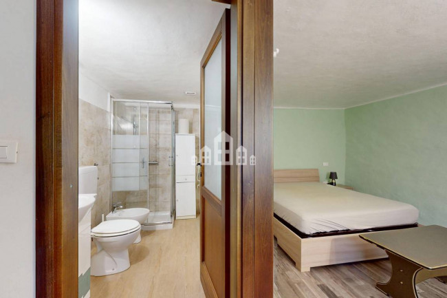 Casa semindipendente in vendita a Issiglio