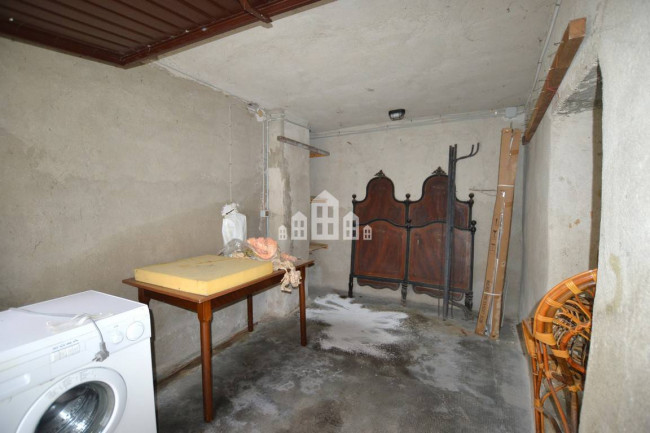 Casa semindipendente in vendita a Issiglio