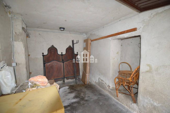 Casa semindipendente in vendita a Issiglio