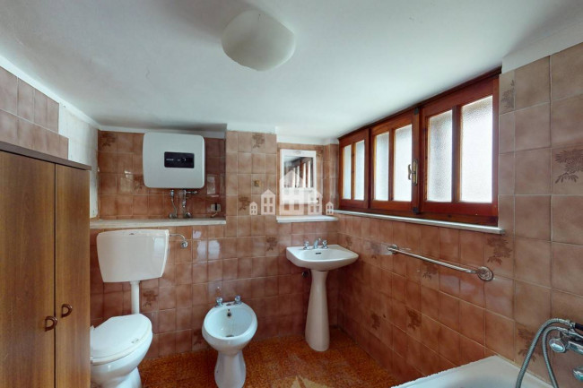 Casa semindipendente in vendita a Locana