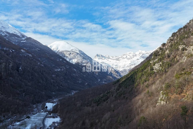 Casa semindipendente in vendita a Locana