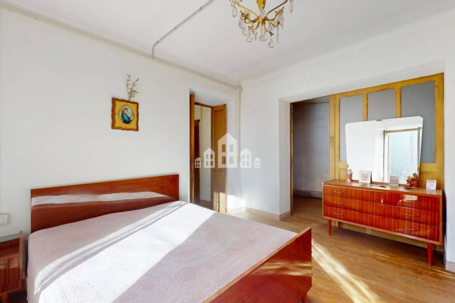 Casa semindipendente in vendita a Valchiusa