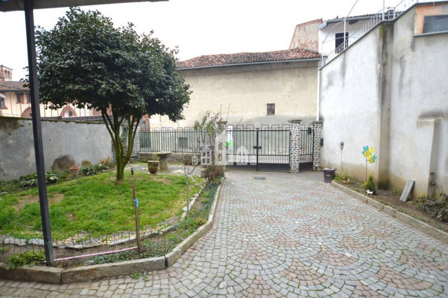 Bifamiliare in vendita a Vestignè