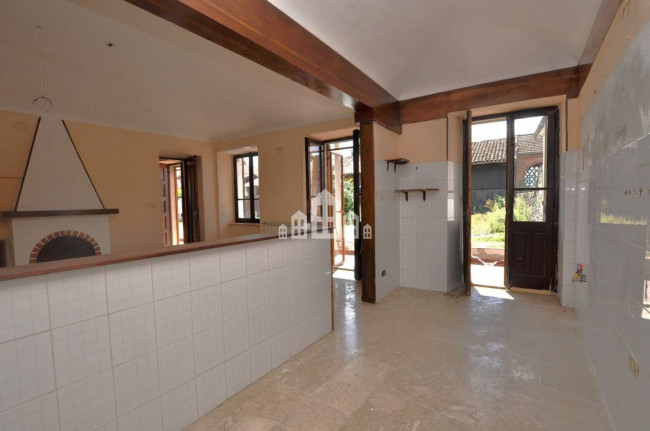 Casa semindipendente in vendita a Ozegna