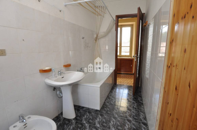 Casa semindipendente in vendita a Ozegna