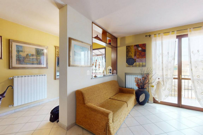 Villa a schiera di testa in vendita a San Giusto Canavese