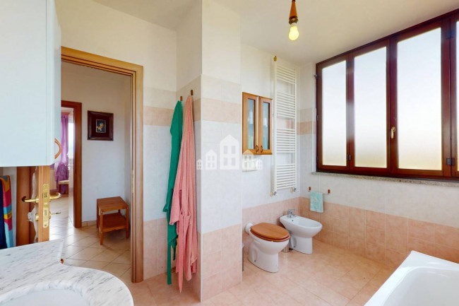 Villa a schiera di testa in vendita a San Giusto Canavese