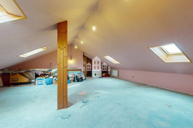 Villa a schiera di testa in vendita a San Giusto Canavese