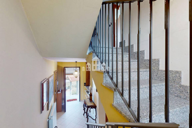 Villa a schiera di testa in vendita a San Giusto Canavese