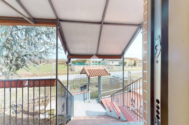 Villa a schiera di testa in vendita a San Giusto Canavese