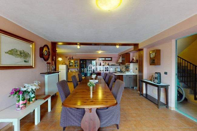 Villa a schiera di testa in vendita a San Giusto Canavese