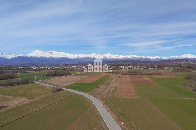 Villa a schiera di testa in vendita a San Giusto Canavese