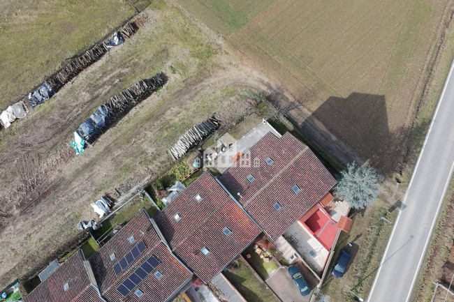 Villa a schiera di testa in vendita a San Giusto Canavese