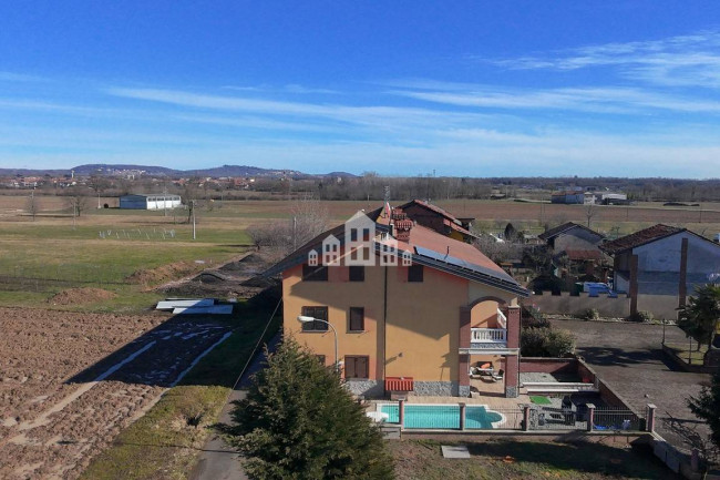 Villa a schiera centrale in vendita a San Giorgio Canavese