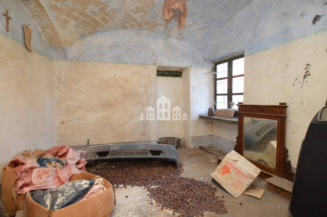 Casa semindipendente in vendita a Issiglio