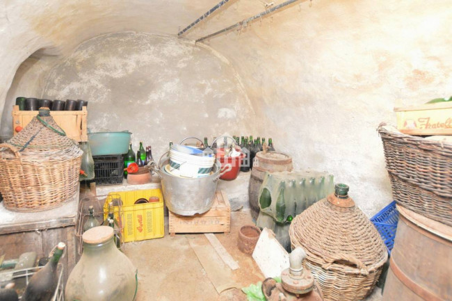 Casa semindipendente in vendita a Issiglio