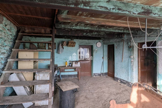 Casa semindipendente in vendita a Traversella