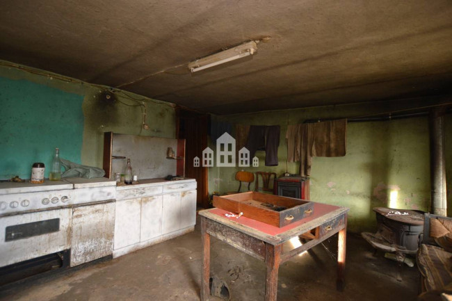 Casa semindipendente in vendita a Traversella