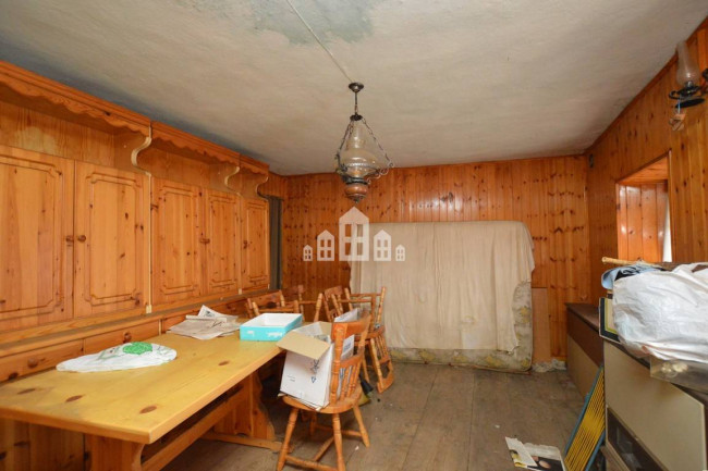 Casa semindipendente in vendita a Traversella