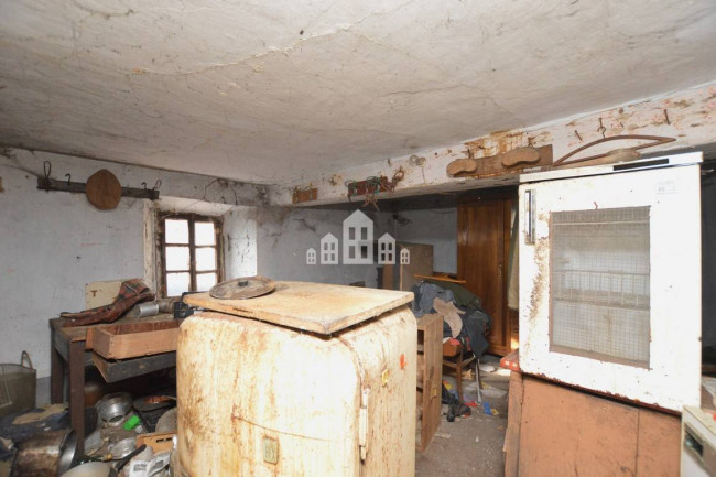 Casa semindipendente in vendita a Traversella